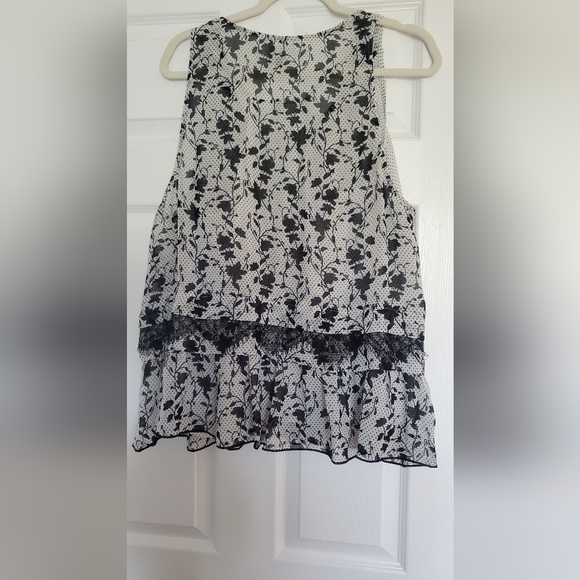 Cabi New Everything Top #5907 Black & White M - Picture 8 of 8